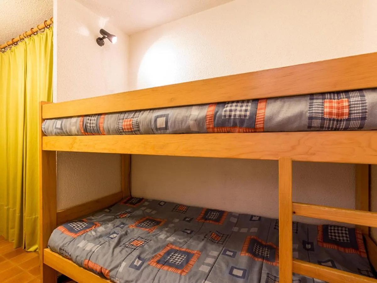 Appartement La Clusaz, 2 pièces, 4 personnes - FR-1-437-23 0*,