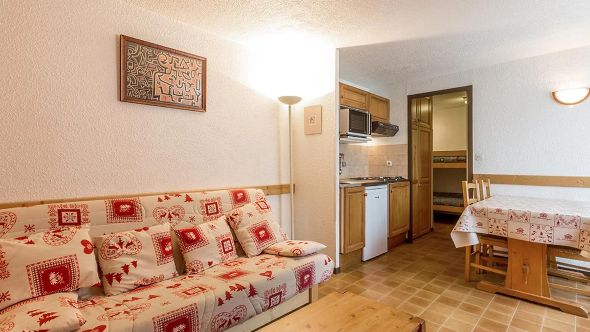 Appartement Idealement Situe Au Centre De La Clusaz, 4 Pers, Parking Et Wifi Inclus - Fr-1-437-23