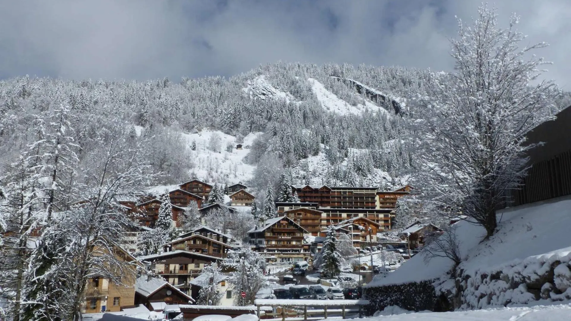 Appartement Idealement Situe Au Centre De La Clusaz, 4 Pers, Parking Et Wifi Inclus - Fr-1-437-23 0*,  Франция